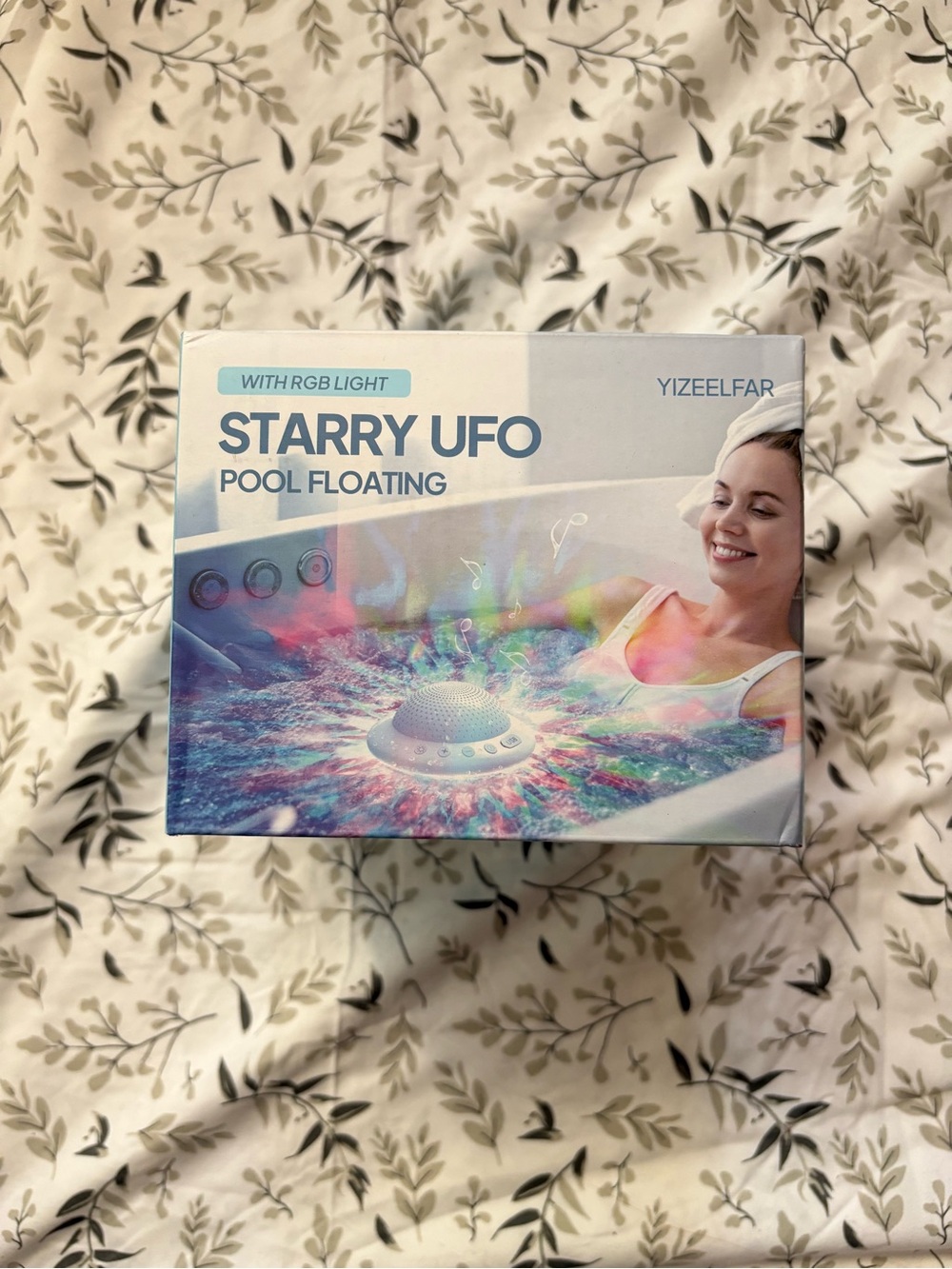 Yizeelfar Starry UFO Pool Floating RGB Light
